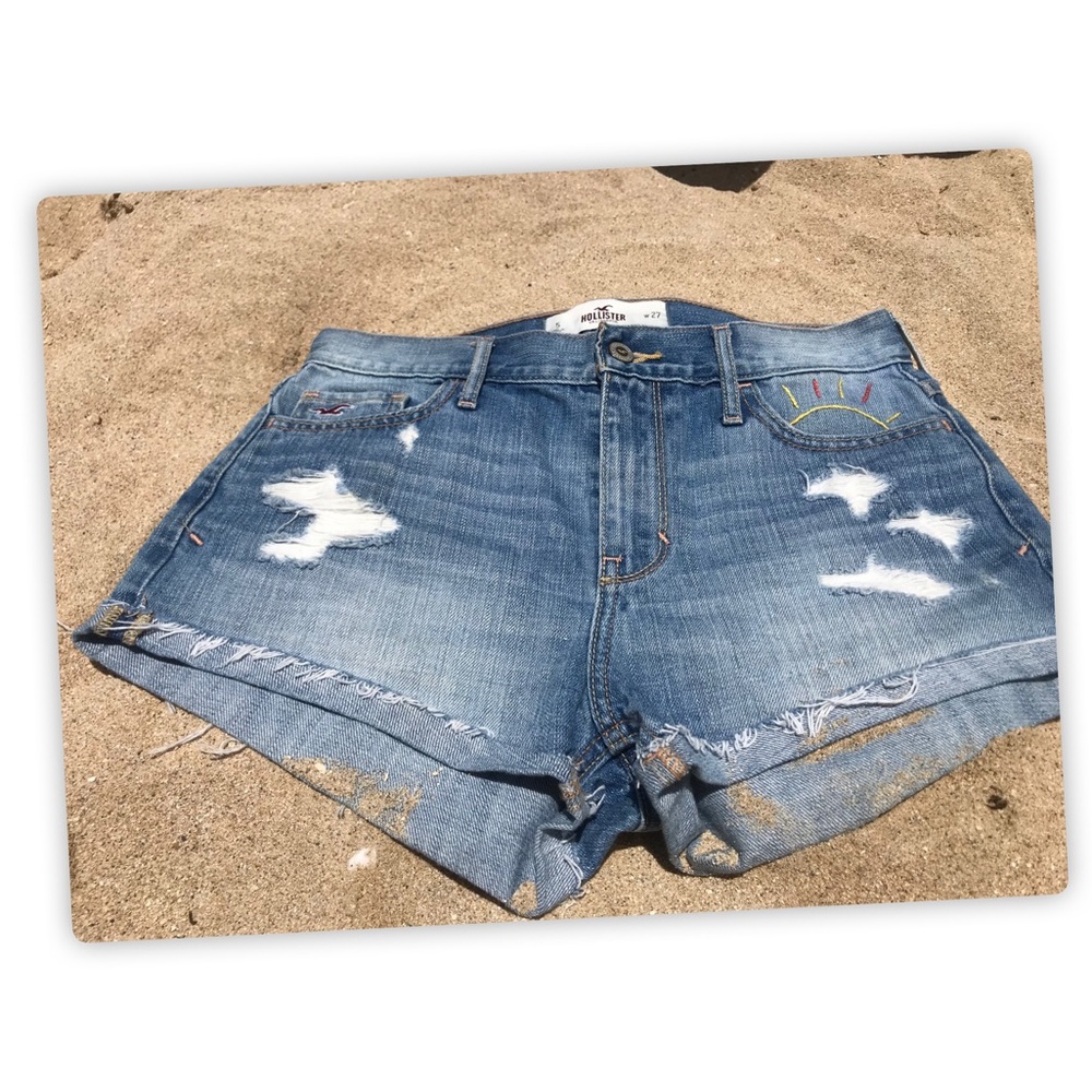 Cute Hand-embroidered Aloha HOLLISTER Denim Shorts